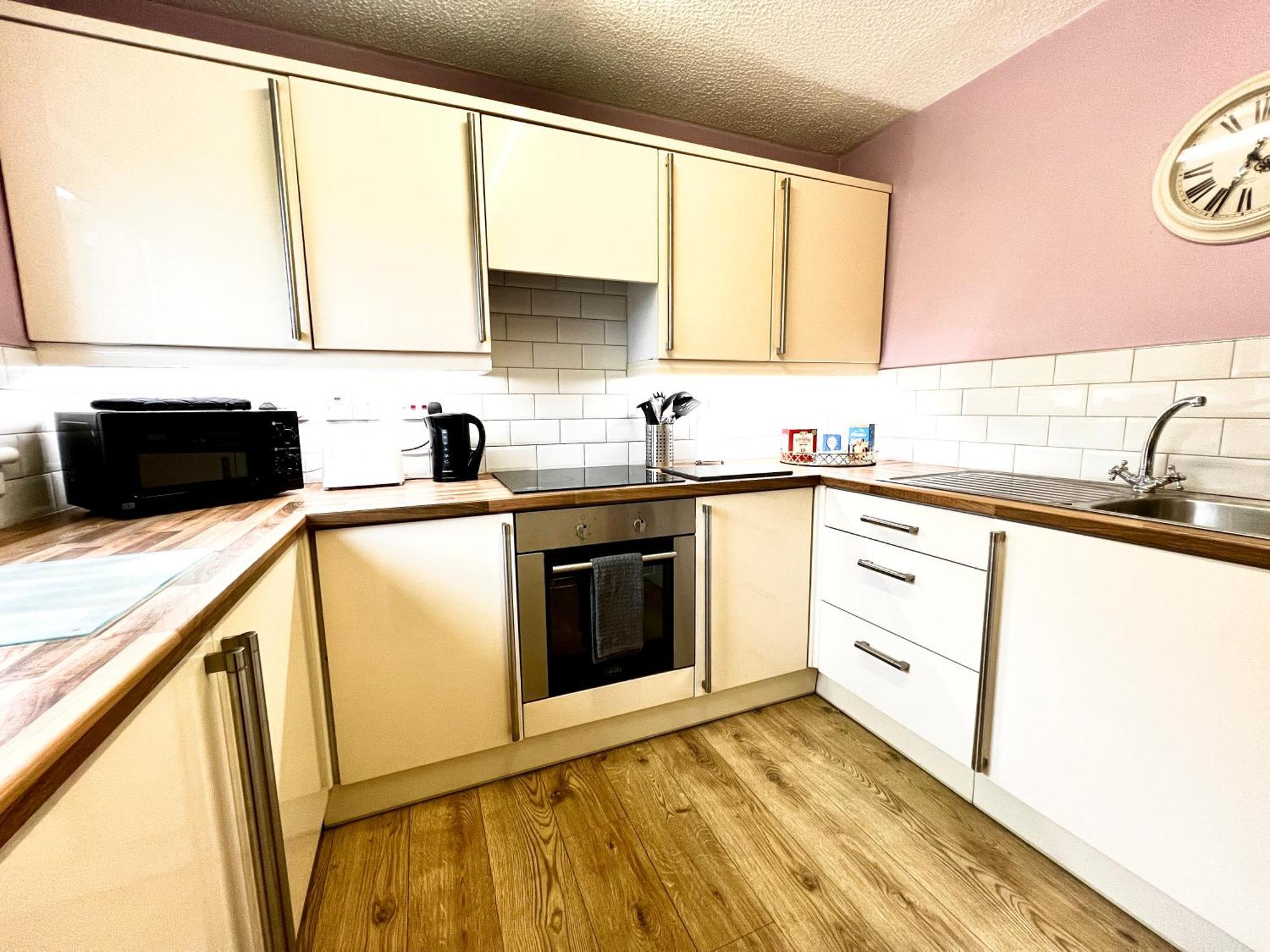 Ground Floor Flat With Free Parking & Wifi Leilighet Glasgow Eksteriør bilde